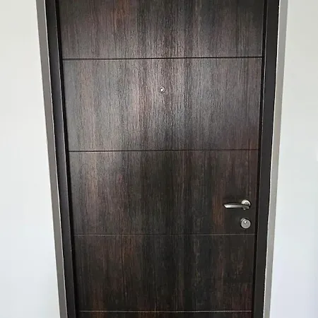 Petrovic-5 Min By Walk To Center,doboj Park * Doboj